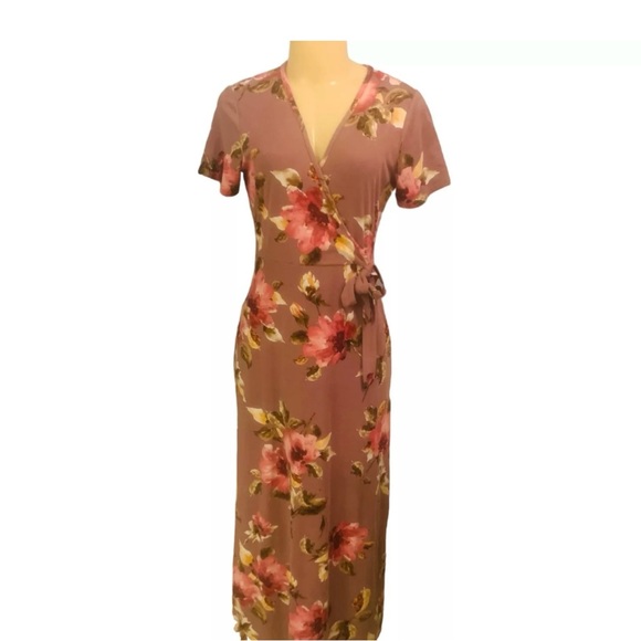 Bonded Sz M Woman Dress Purple/ Pink Floral Dress - Picture 1 of 3